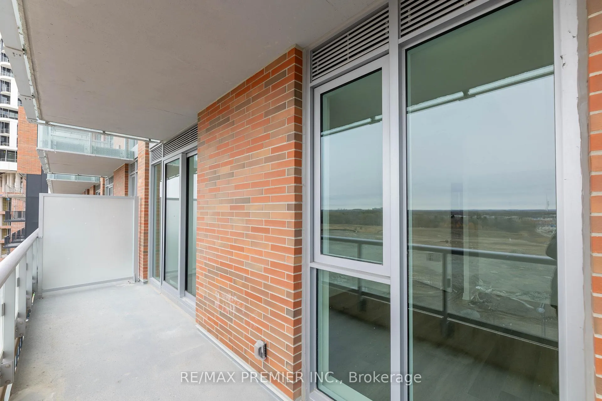 Photo 22 of Unit 708, 292 Verdale Crossing, Markham, Unionville — HOMEH