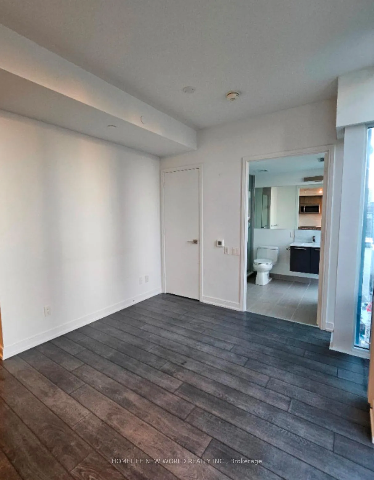 Photo 3 of Unit 2510, 28 Wellesley Street E, Toronto, Church-Yonge Corridor — HOMEH