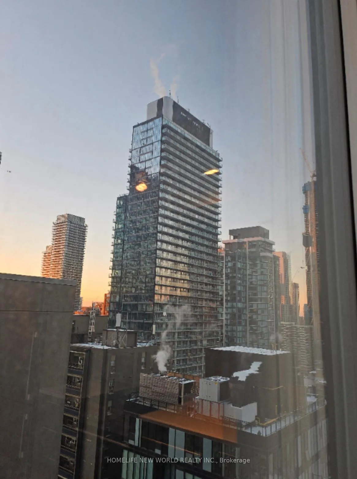 Photo 6 of Unit 2510, 28 Wellesley Street E, Toronto, Church-Yonge Corridor — HOMEH
