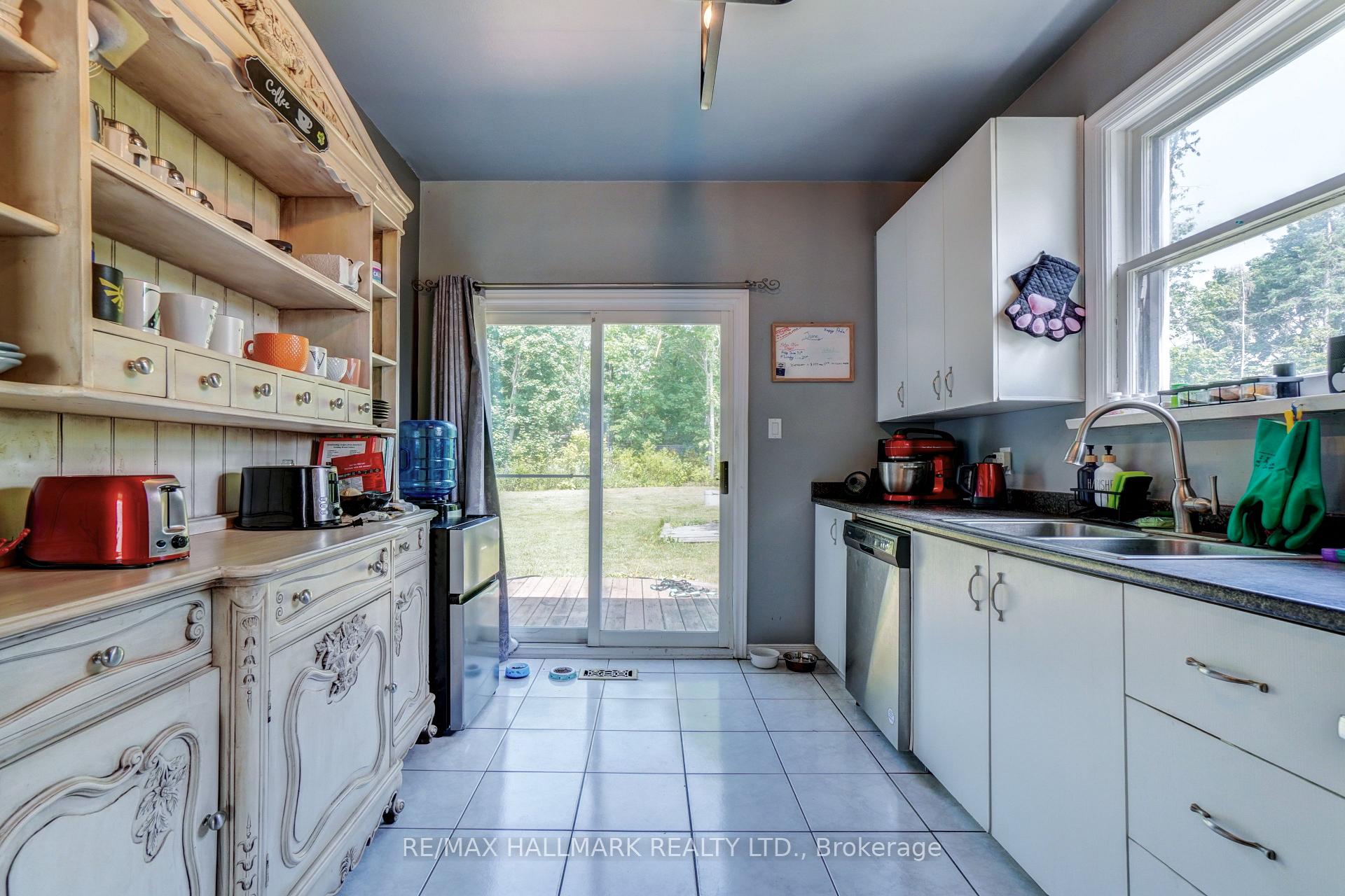 Photo 9 of 528 Big Bay Point Road, Barrie, Painswick North — HOMEH
