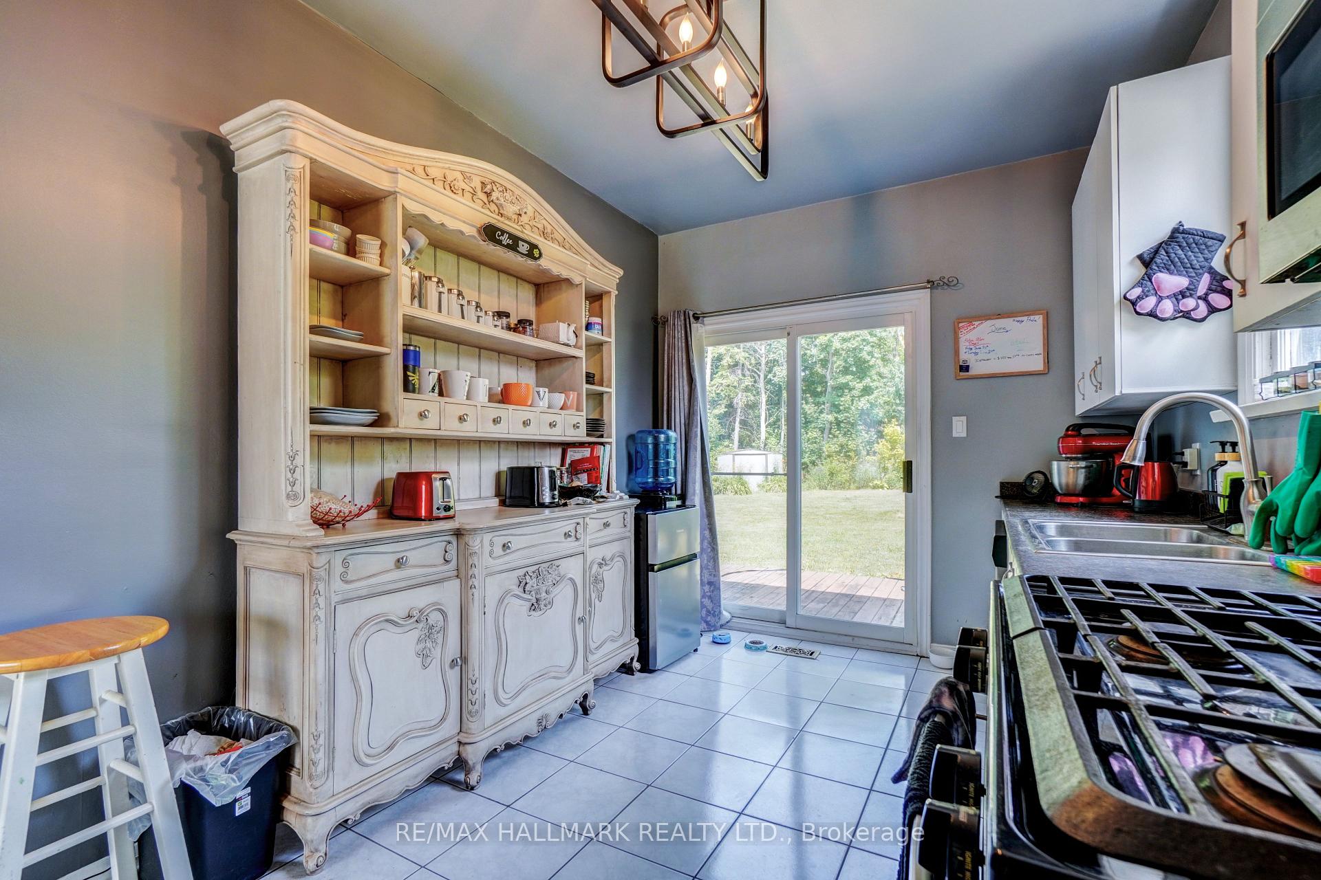 Photo 11 of 528 Big Bay Point Road, Barrie, Painswick North — HOMEH