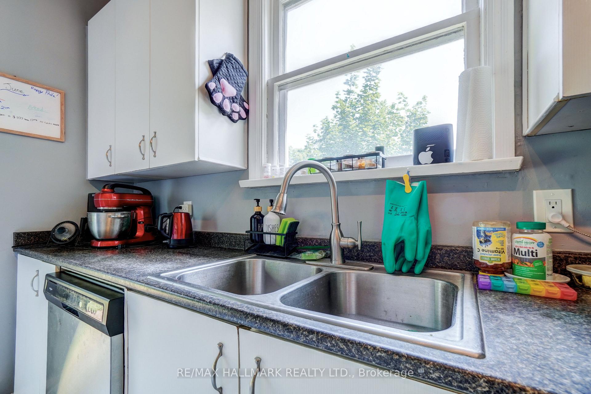 Photo 19 of 528 Big Bay Point Road, Barrie, Painswick North — HOMEH