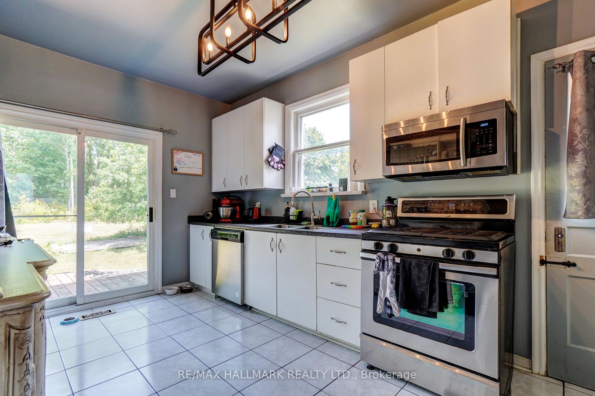 Photo 34 of 528 Big Bay Point Road, Barrie, Painswick North — HOMEH