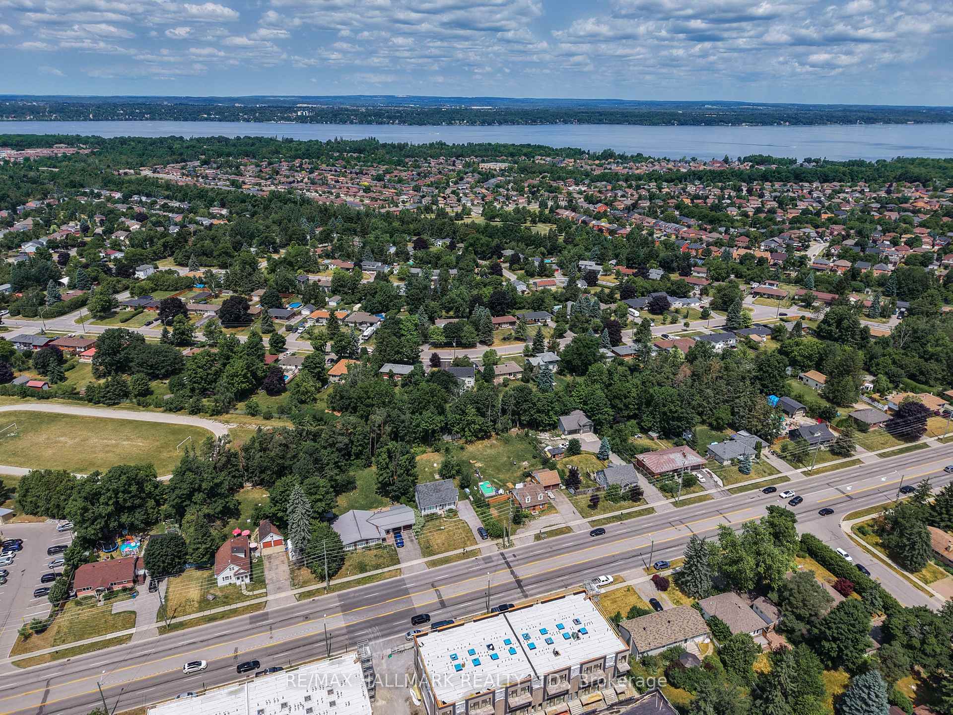Photo 46 of 528 Big Bay Point Road, Barrie, Painswick North — HOMEH