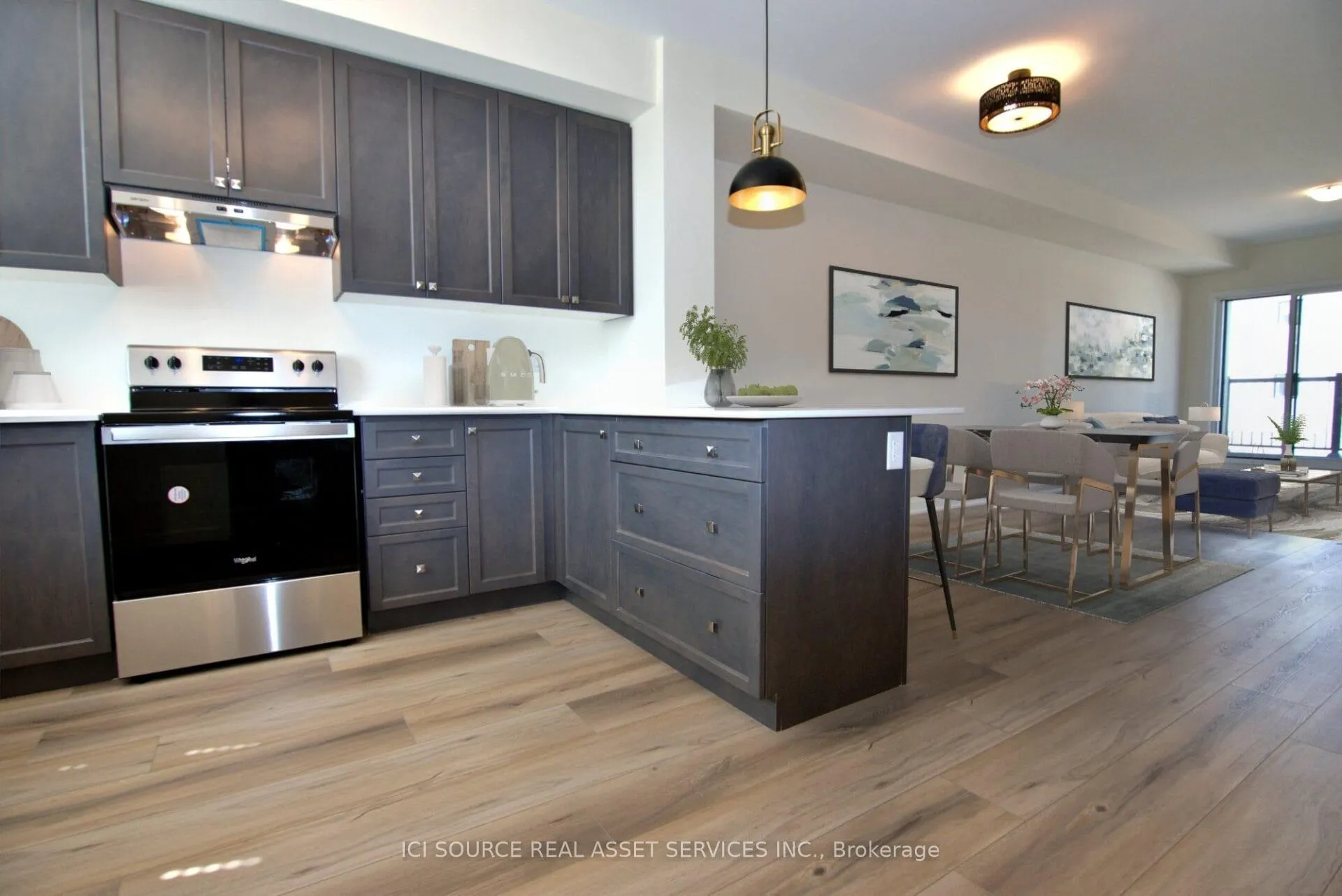Photo 6 of Unit 702, 1695 Dersan Street, Pickering, Duffin Heights — HOMEH