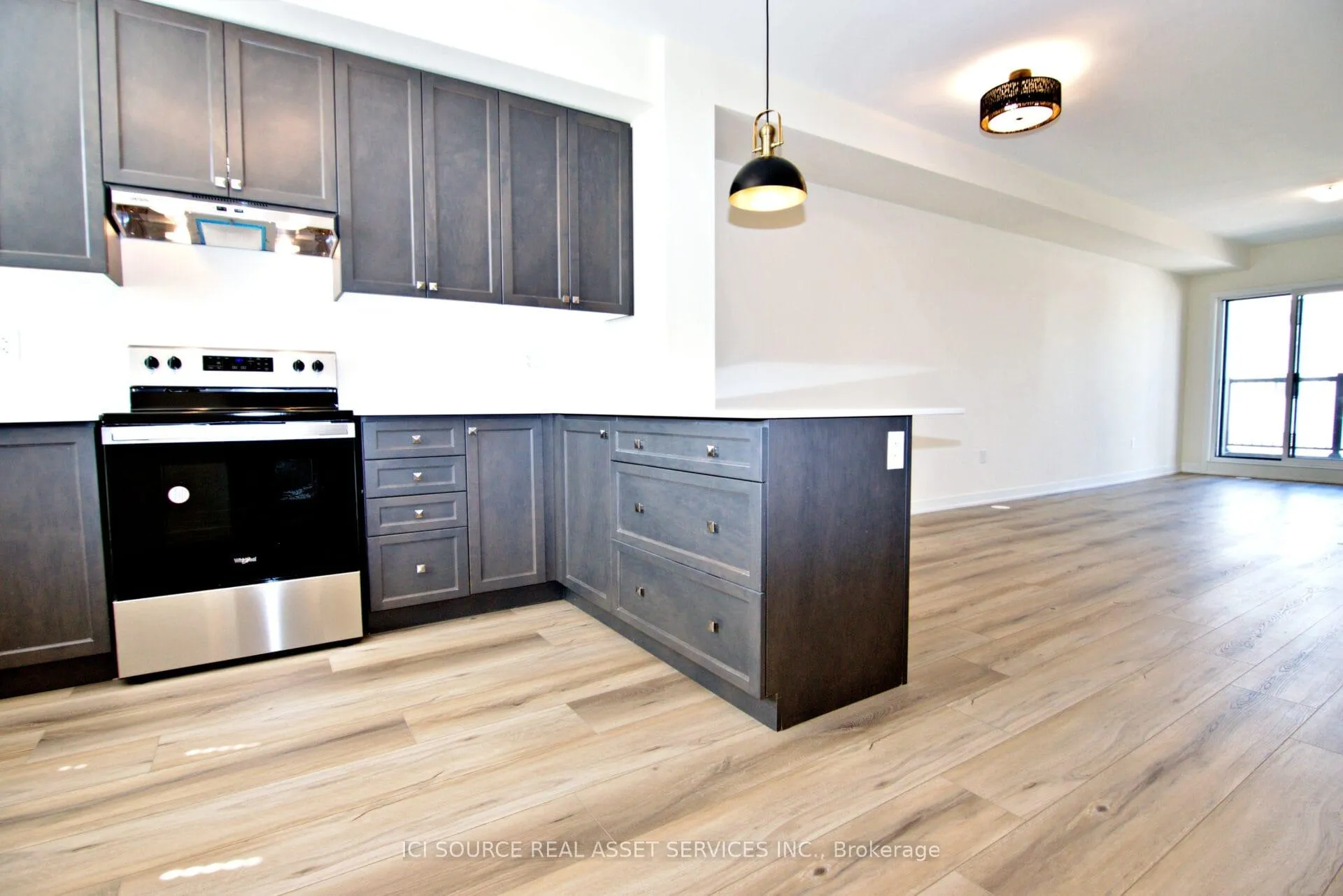 Photo 7 of Unit 702, 1695 Dersan Street, Pickering, Duffin Heights — HOMEH