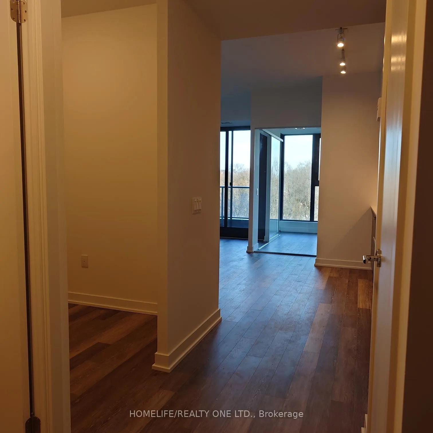 Front of Unit 603, 250 Lawrence Avenue
