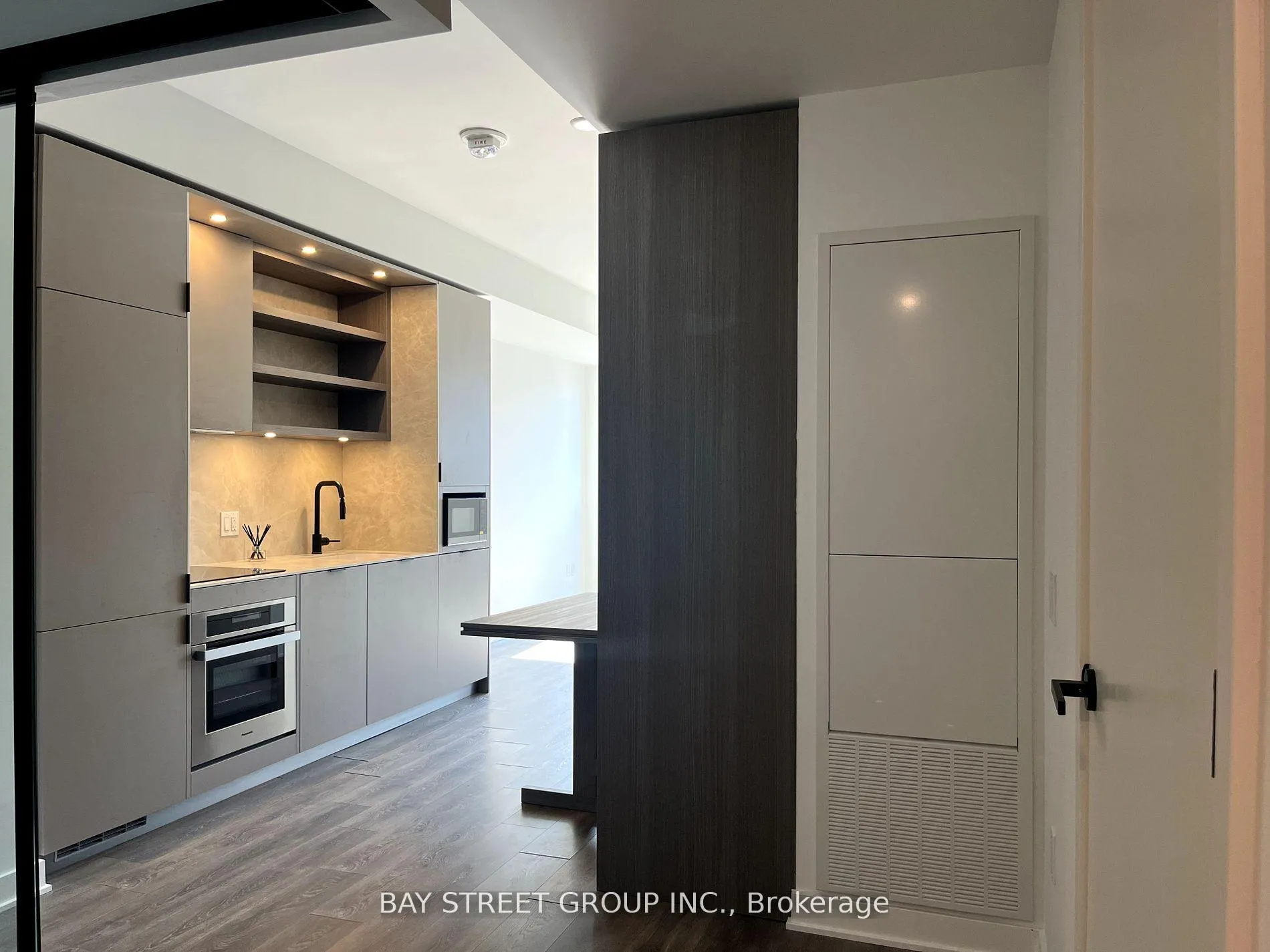 Photo 8 of Unit 1904, 55 Charles Street E, Toronto, Church-Yonge Corridor — HOMEH