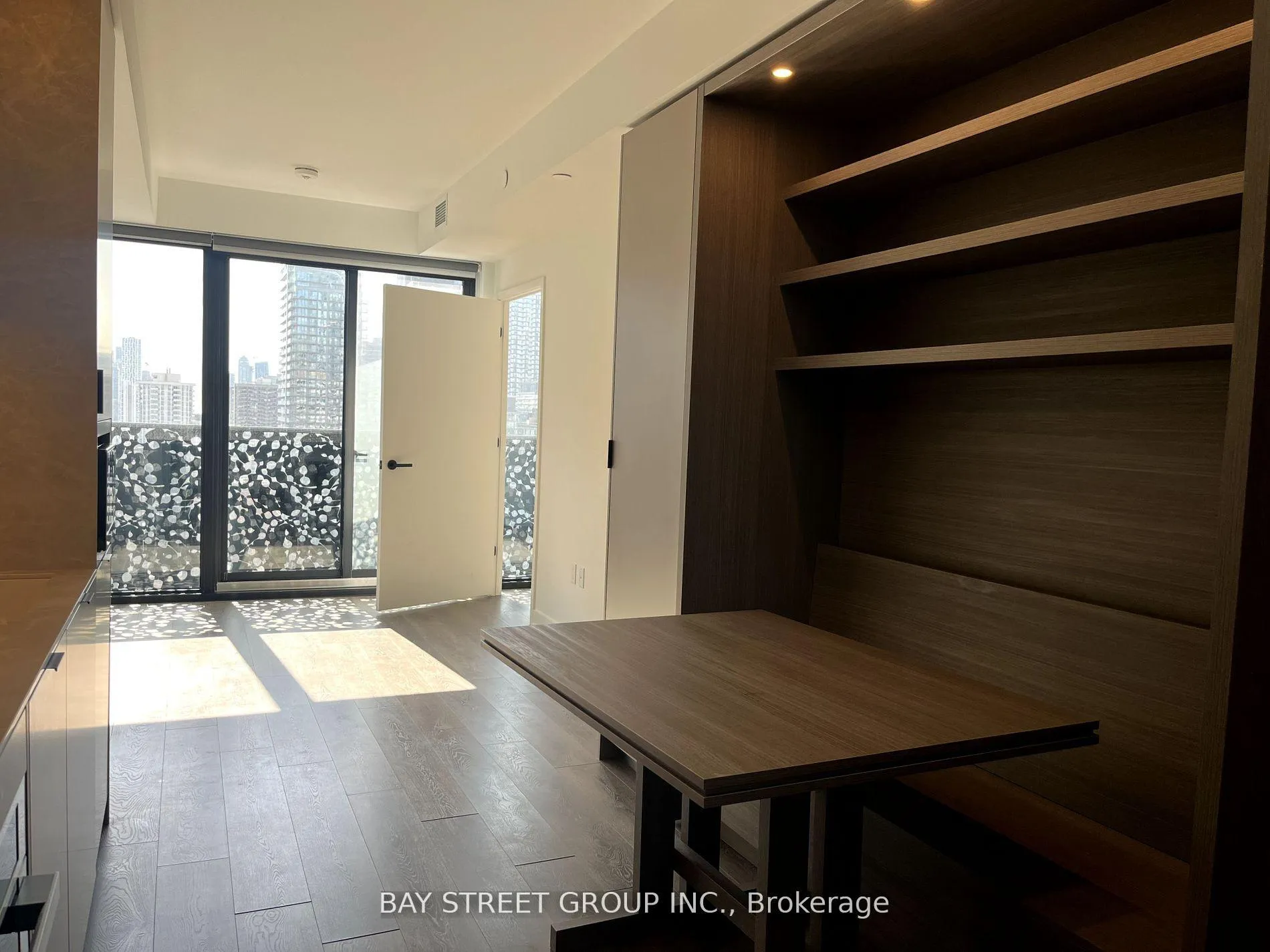Photo 14 of Unit 1904, 55 Charles Street E, Toronto, Church-Yonge Corridor — HOMEH