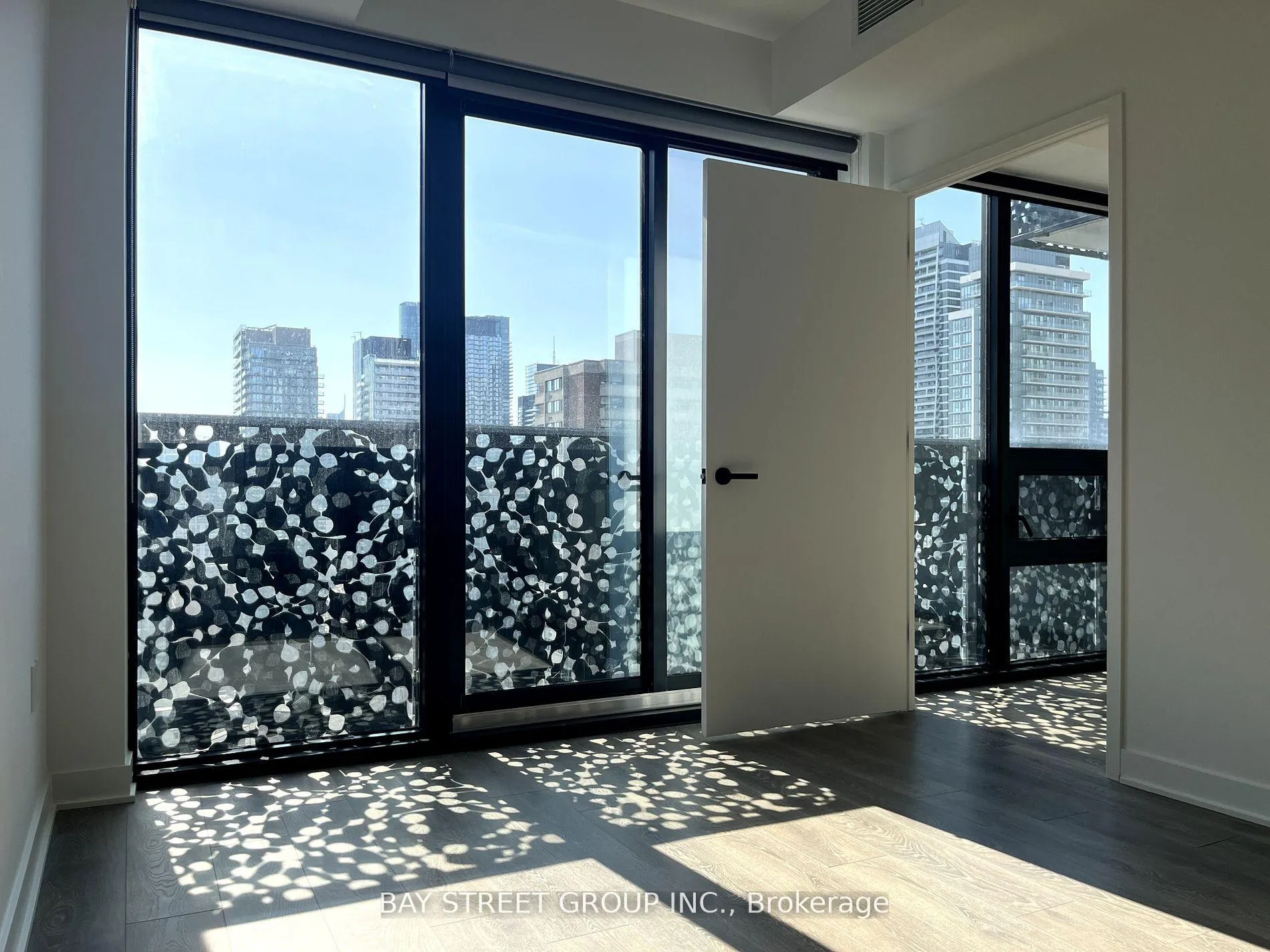 Photo 17 of Unit 1904, 55 Charles Street E, Toronto, Church-Yonge Corridor — HOMEH