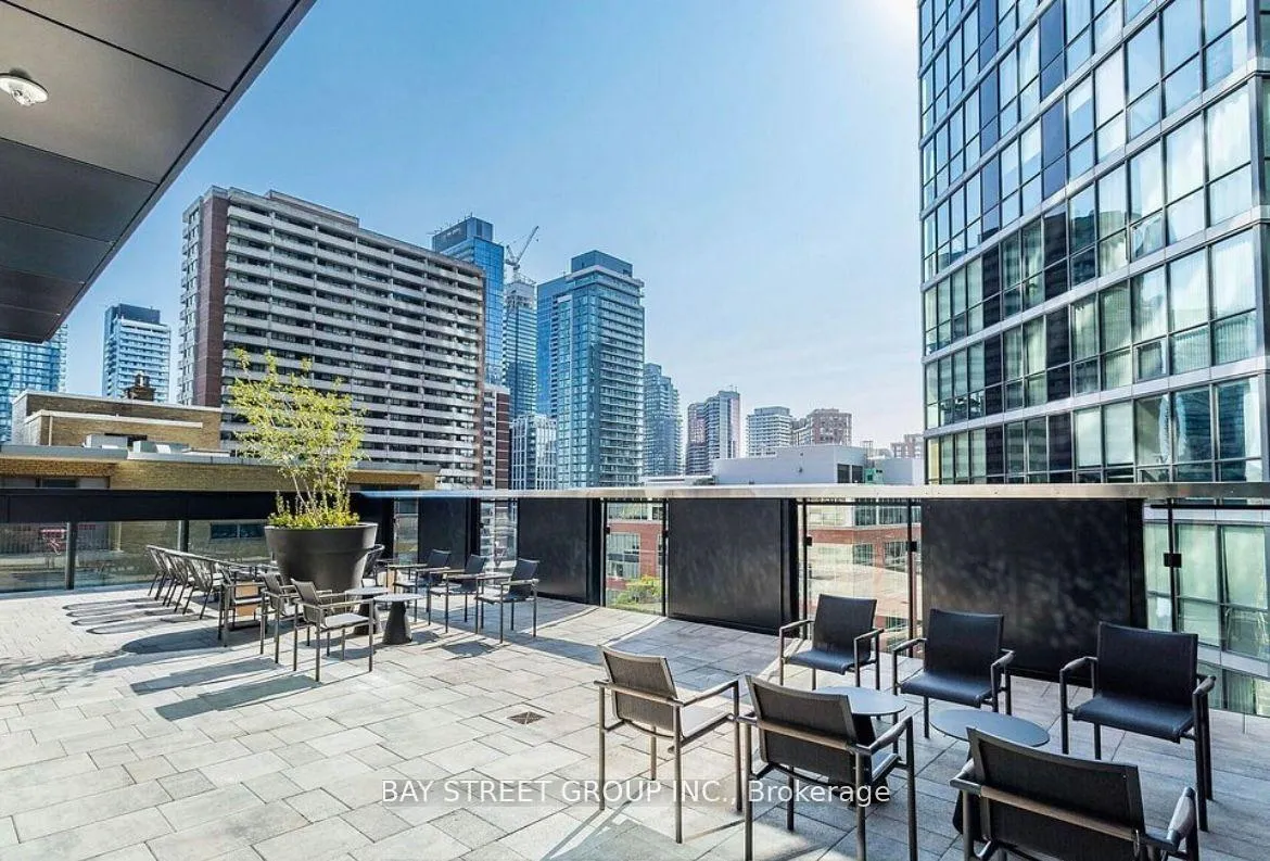 Photo 31 of Unit 1904, 55 Charles Street E, Toronto, Church-Yonge Corridor — HOMEH