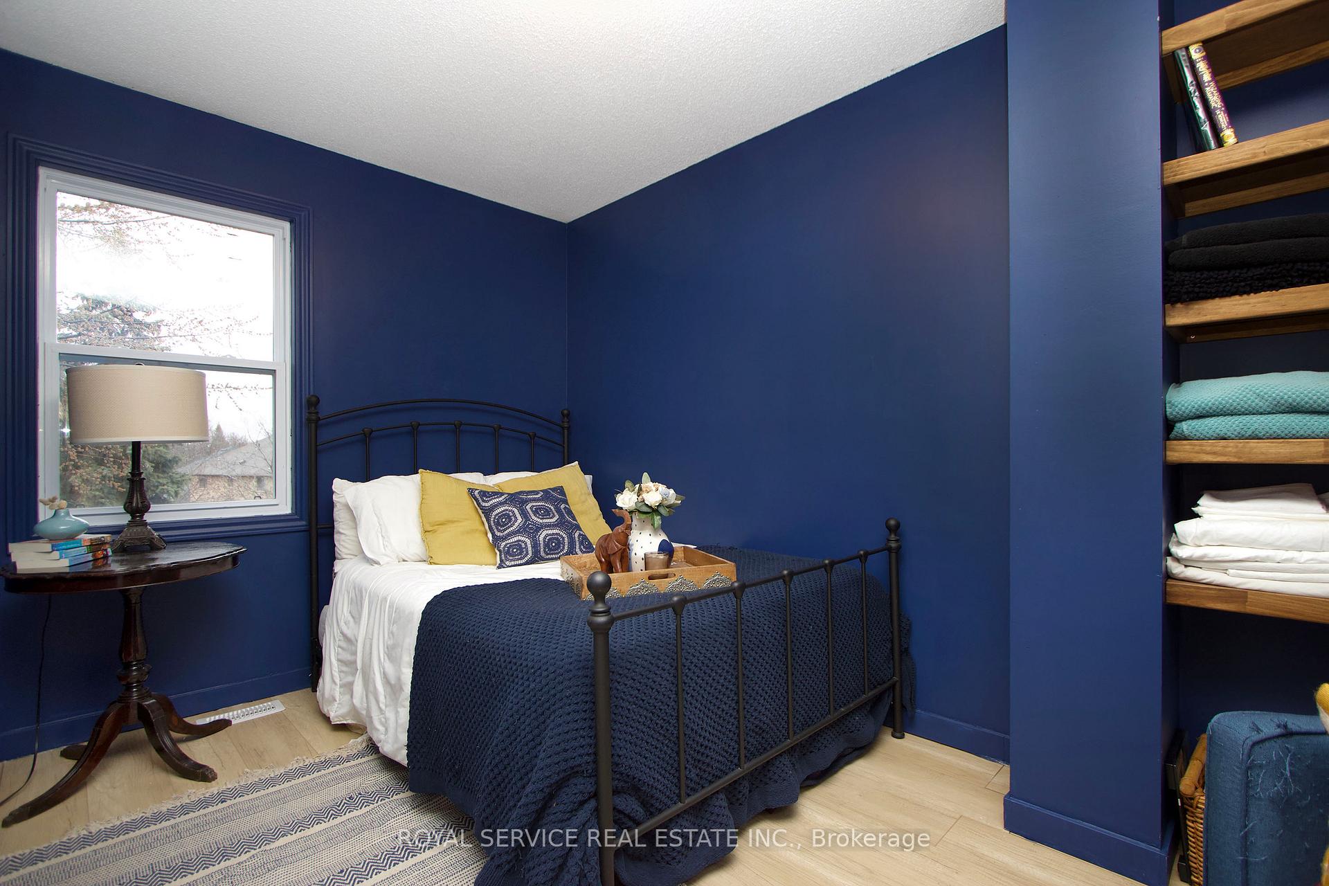Photo 15 of 992 Fraser Court, Cobourg — HOMEH