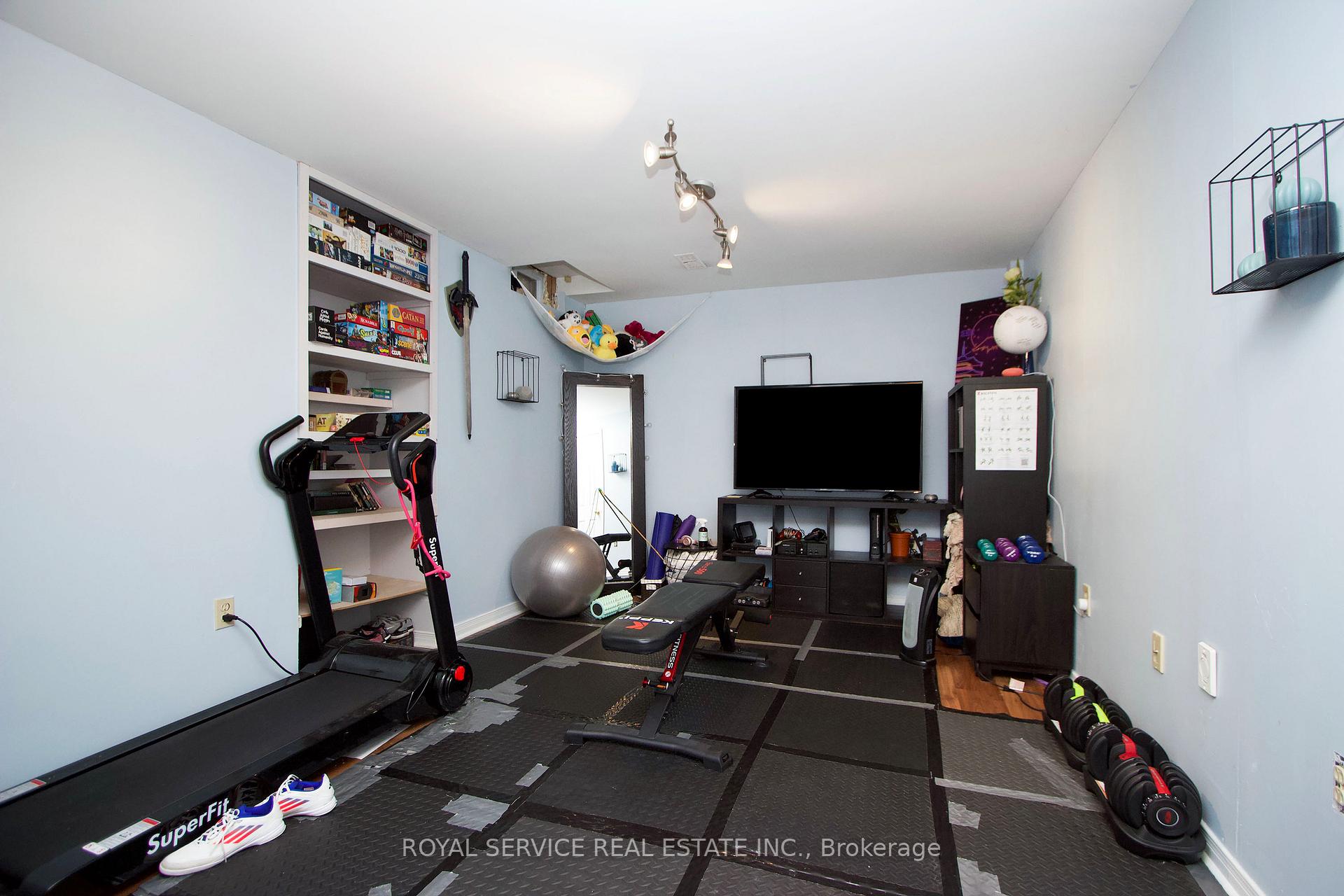 Photo 18 of 992 Fraser Court, Cobourg — HOMEH