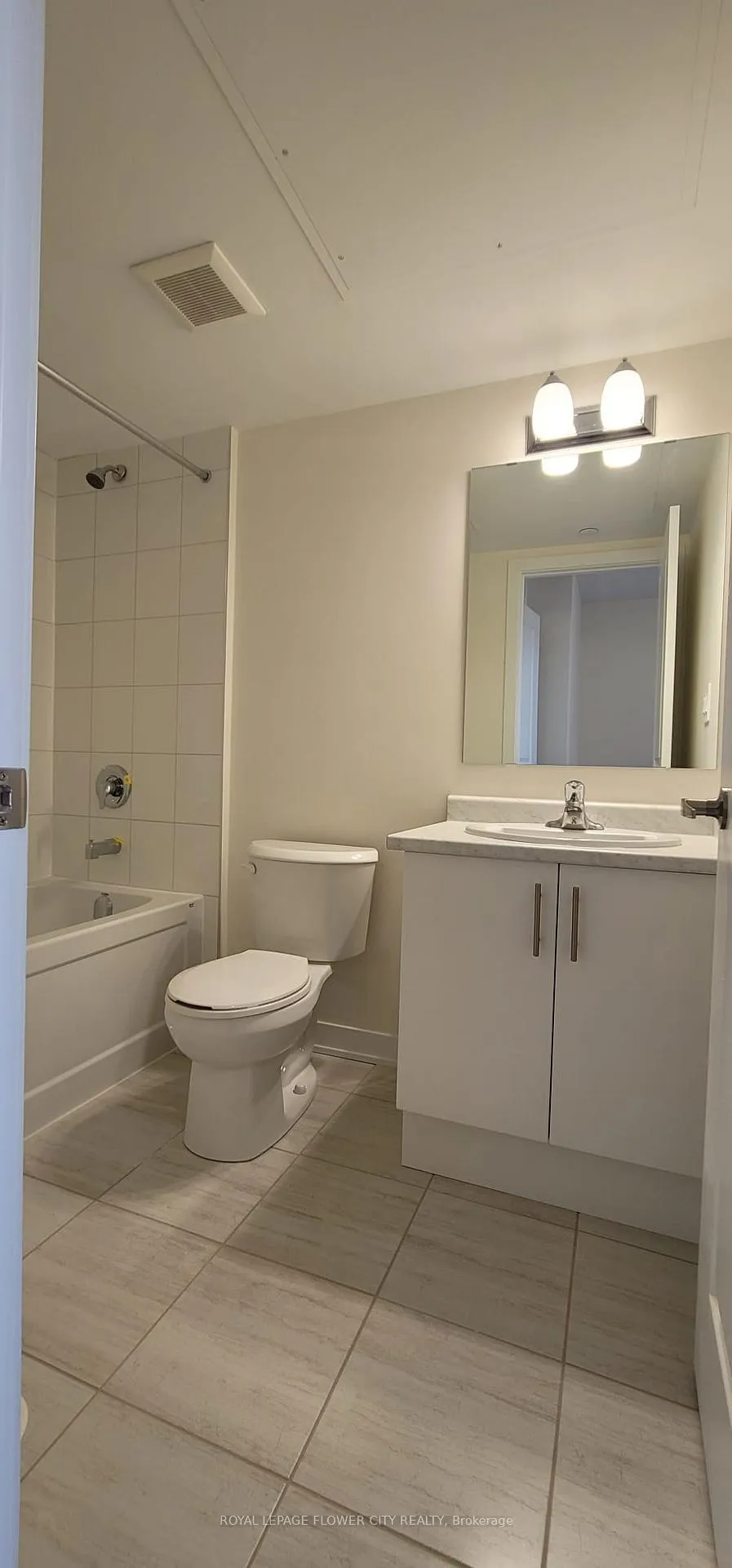 Photo 14 of Unit 324, 755 Omega Drive, Pickering, Town Centre — HOMEH