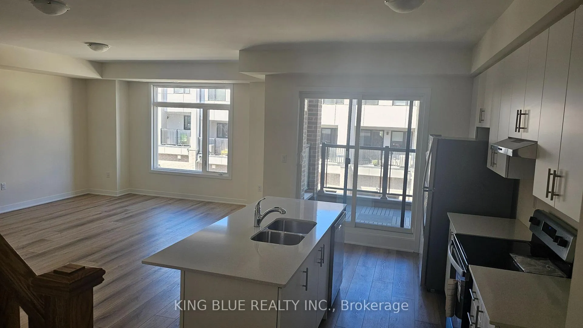 Photo 16 of #1415 - 1695 Dersan Street, Pickering, Duffin Heights — HOMEH