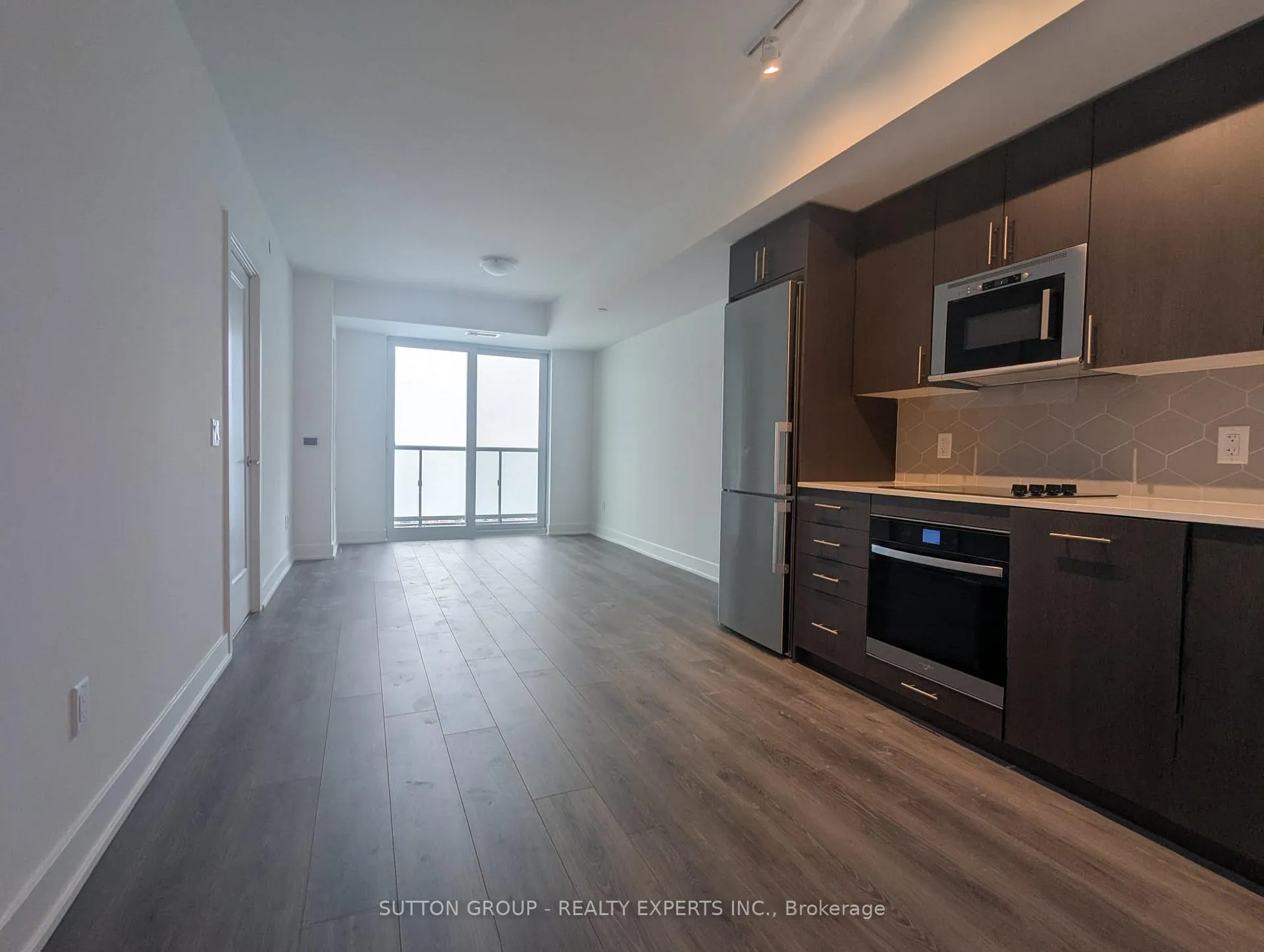 Photo 2 of Unit 1810, 2545 Simcoe Street N, Oshawa, Windfields — HOMEH
