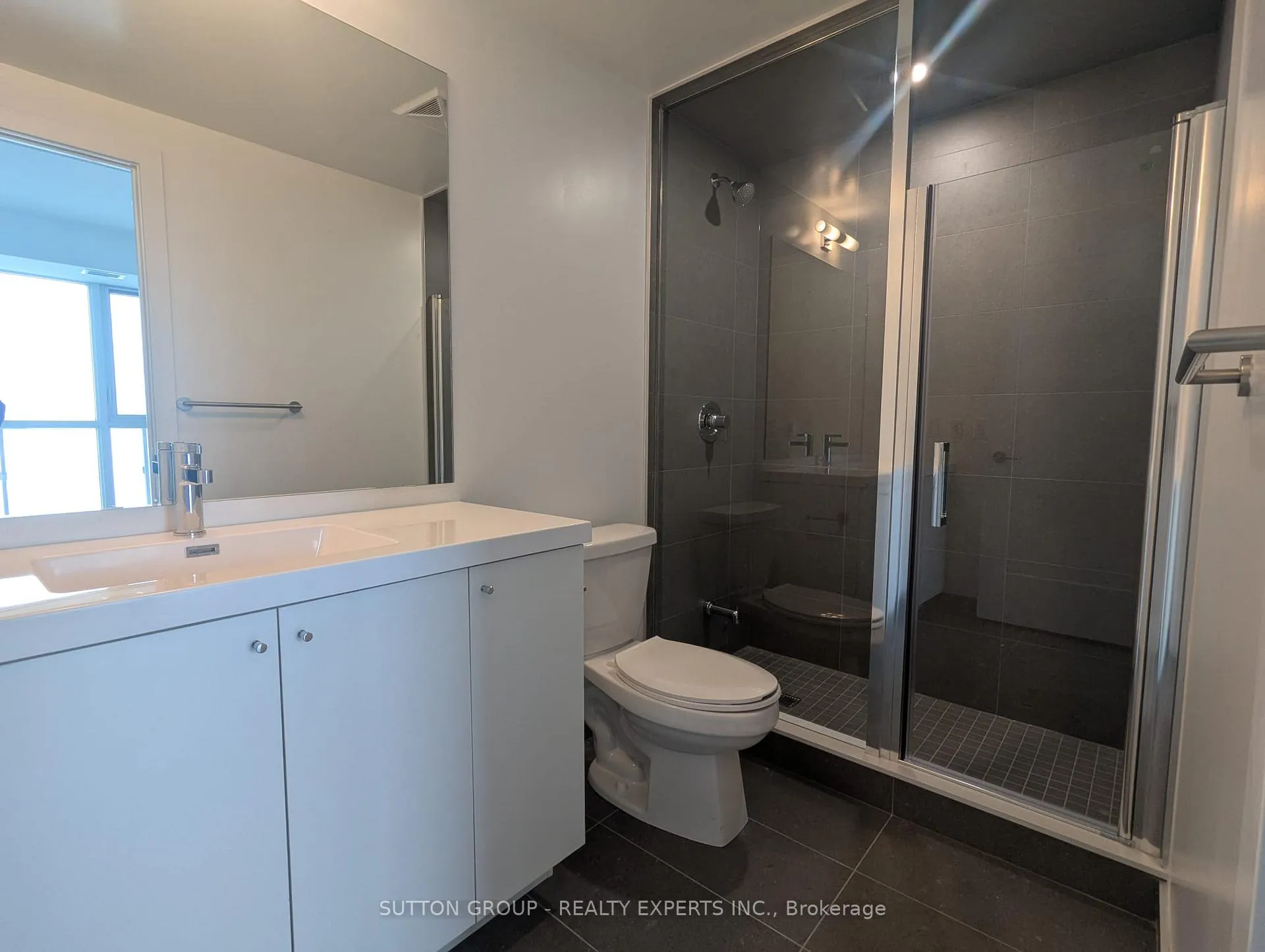 Photo 14 of Unit 1810, 2545 Simcoe Street N, Oshawa, Windfields — HOMEH