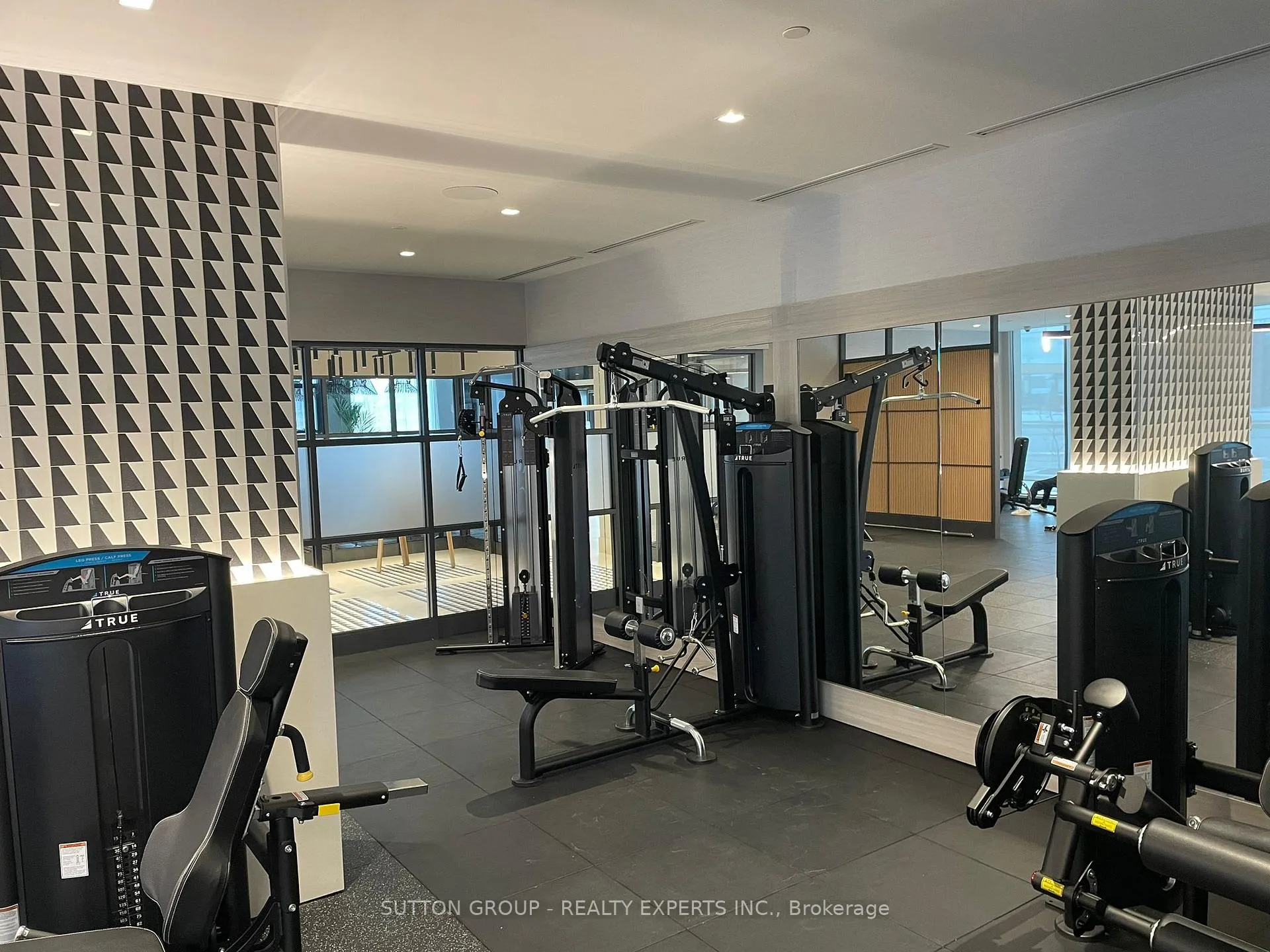 Photo 19 of Unit 1810, 2545 Simcoe Street N, Oshawa, Windfields — HOMEH