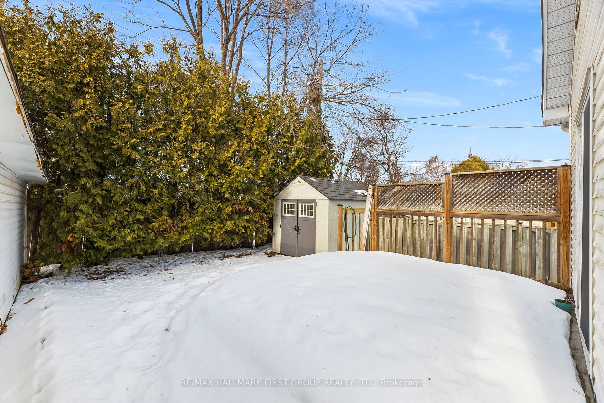 Photo 20 of 24 Maple Street, Ajax, Central — HOMEH