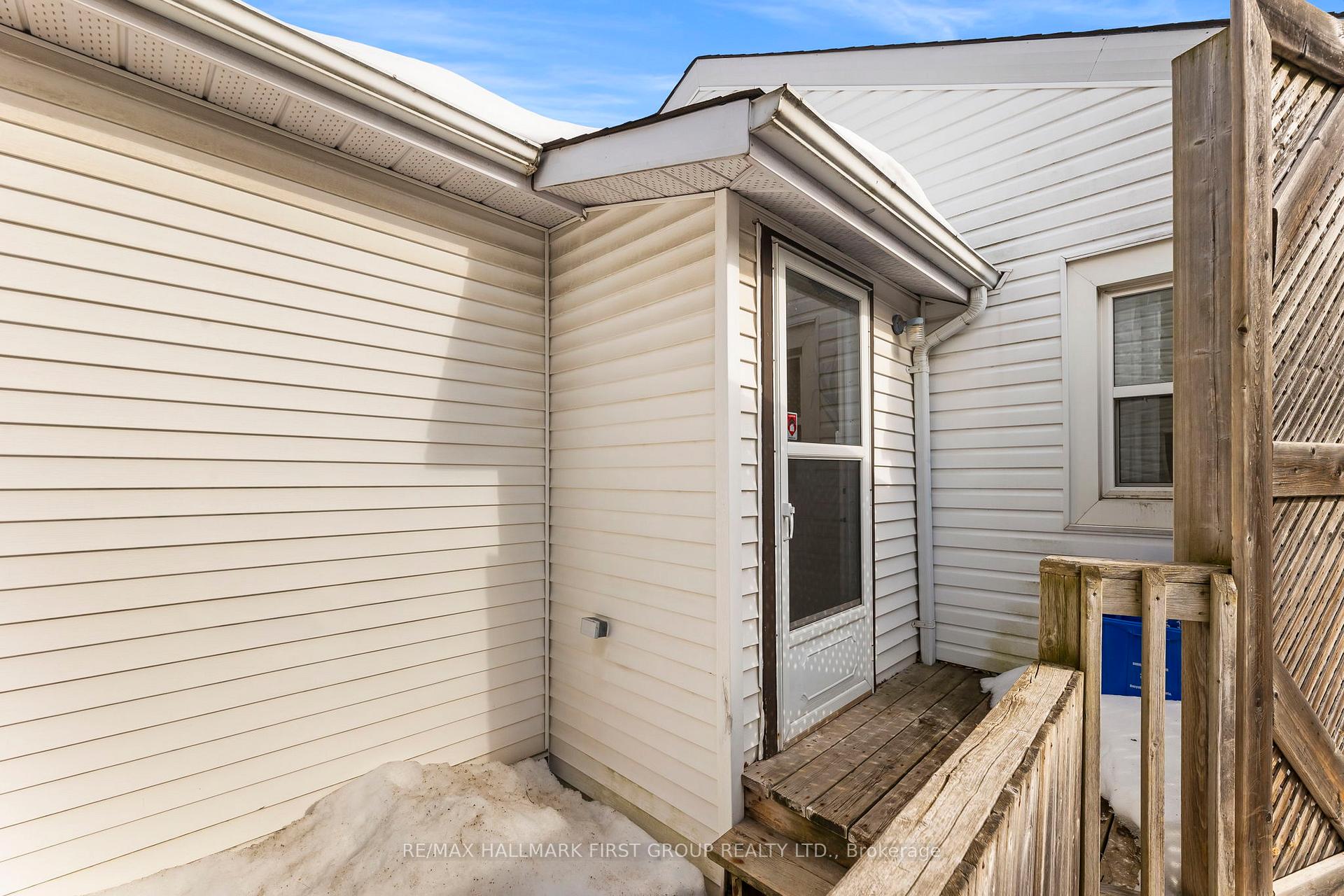Photo 21 of 24 Maple Street, Ajax, Central — HOMEH