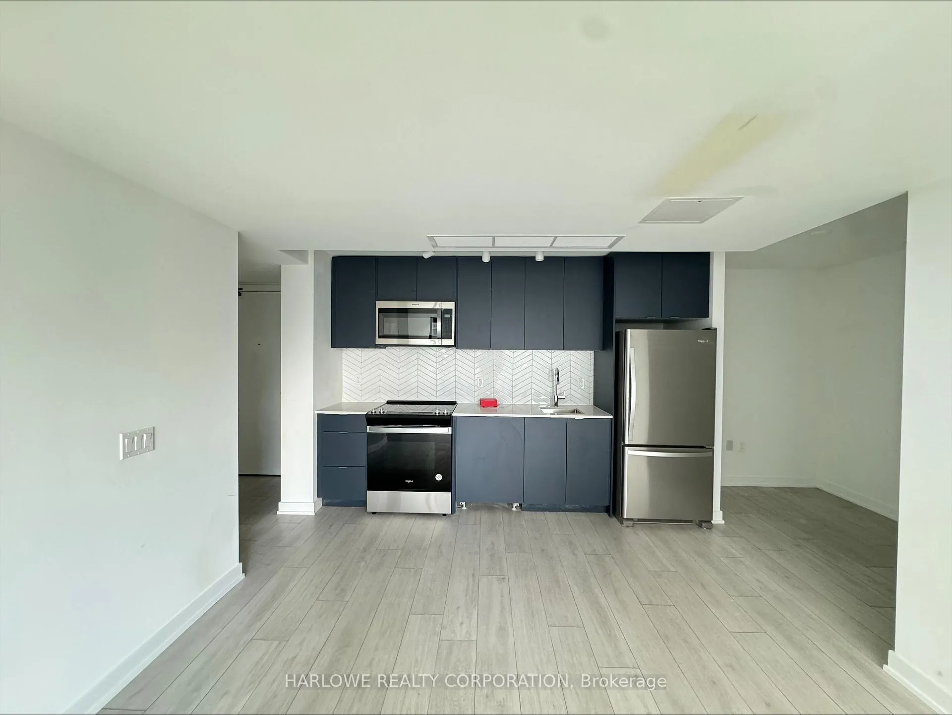 Photo 1 of Unit 441 E, 1610 Charles Street E, Whitby, Port Whitby — HOMEH