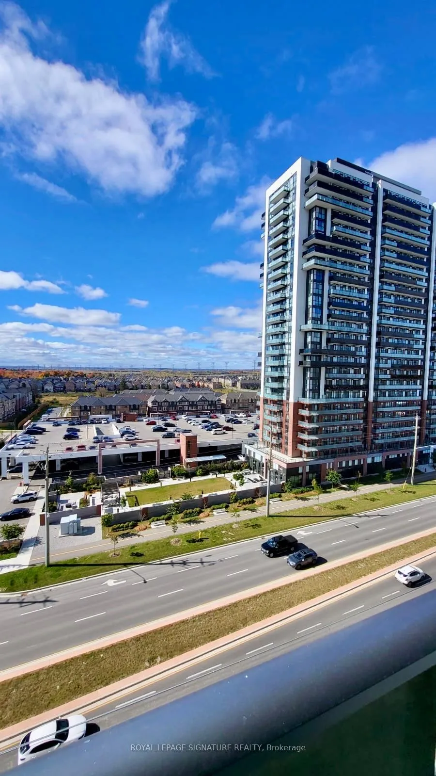 Photo 20 of Unit 908, 2545 Simcoe Street N, Oshawa, Windfields — HOMEH