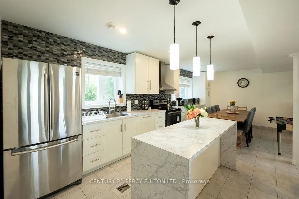 Photo 9 of 1718 Fairview Drive, Severn, Coldwater — HOMEH