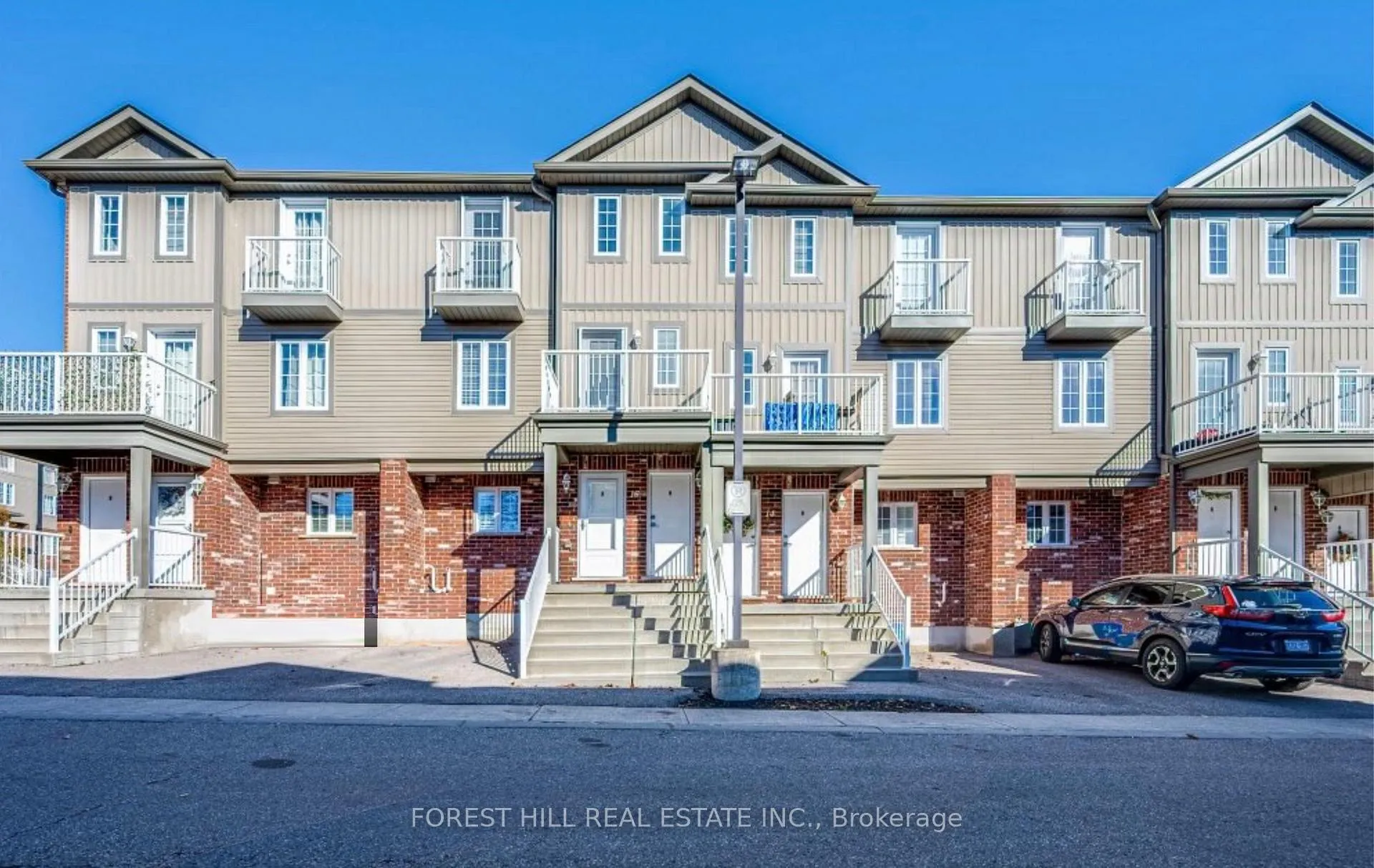 Photo 1 of Unit 15B, 55 Mooregate Crescent, Kitchener, Victoria Hills — HOMEH
