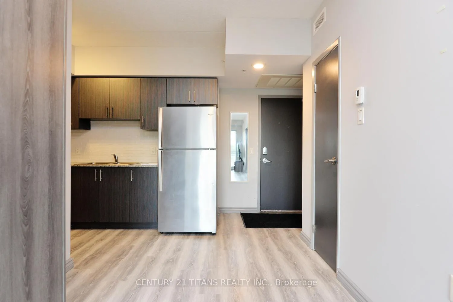 Photo 3 of Unit G405, 275 Larch Street, Waterloo — HOMEH