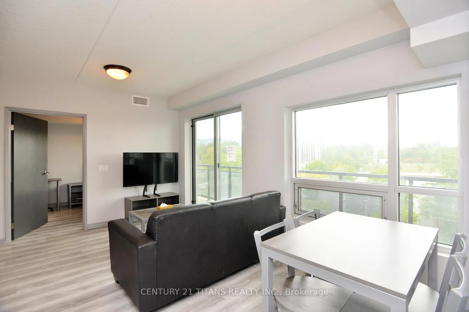 Photo 10 of Unit G405, 275 Larch Street, Waterloo — HOMEH