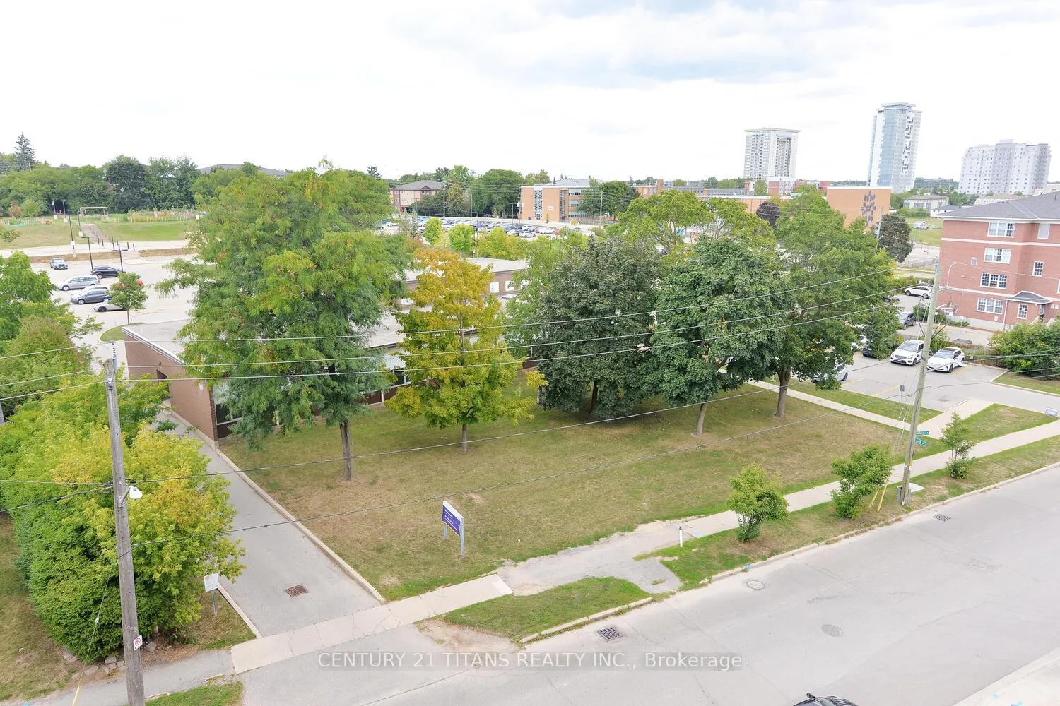 Photo 30 of Unit G405, 275 Larch Street, Waterloo — HOMEH
