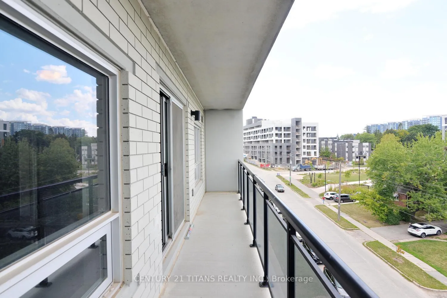 Photo 33 of Unit G405, 275 Larch Street, Waterloo — HOMEH