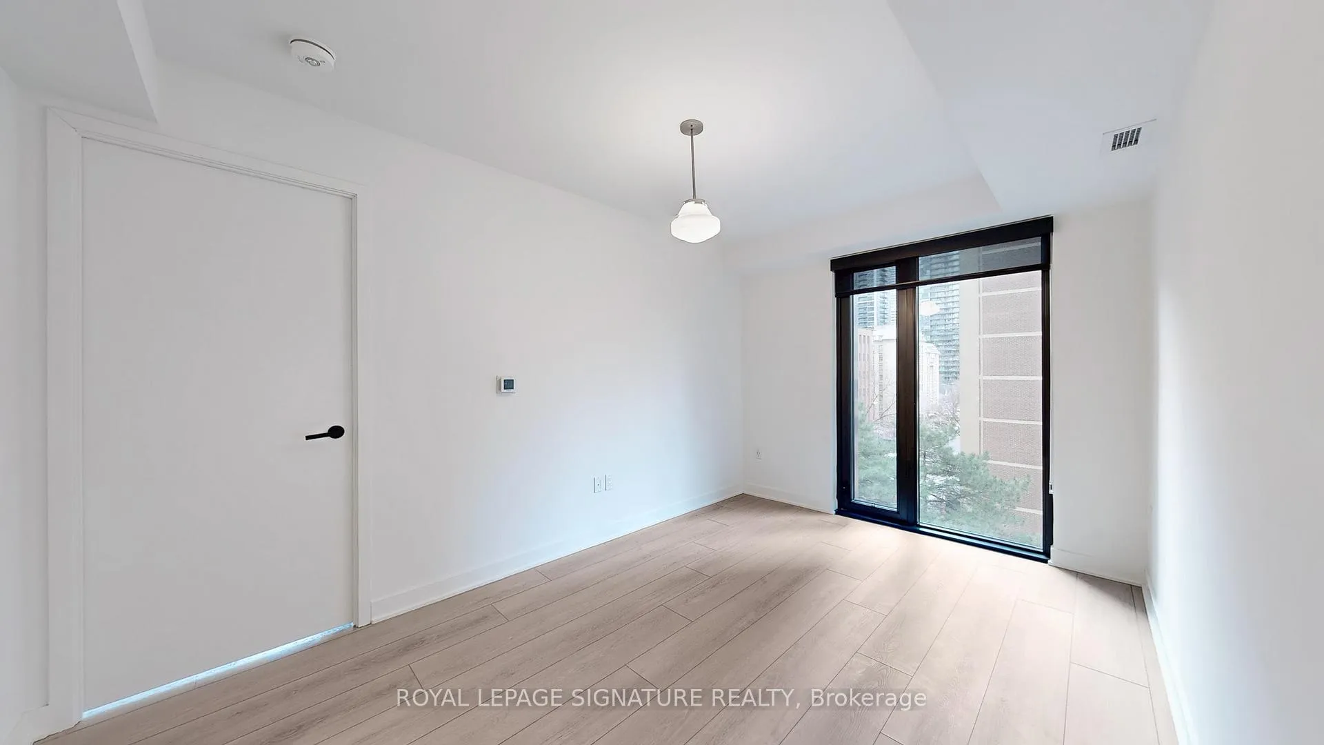 Photo 4 of Unit 618, 61 Charles Street E, Toronto, Church-Yonge Corridor — HOMEH