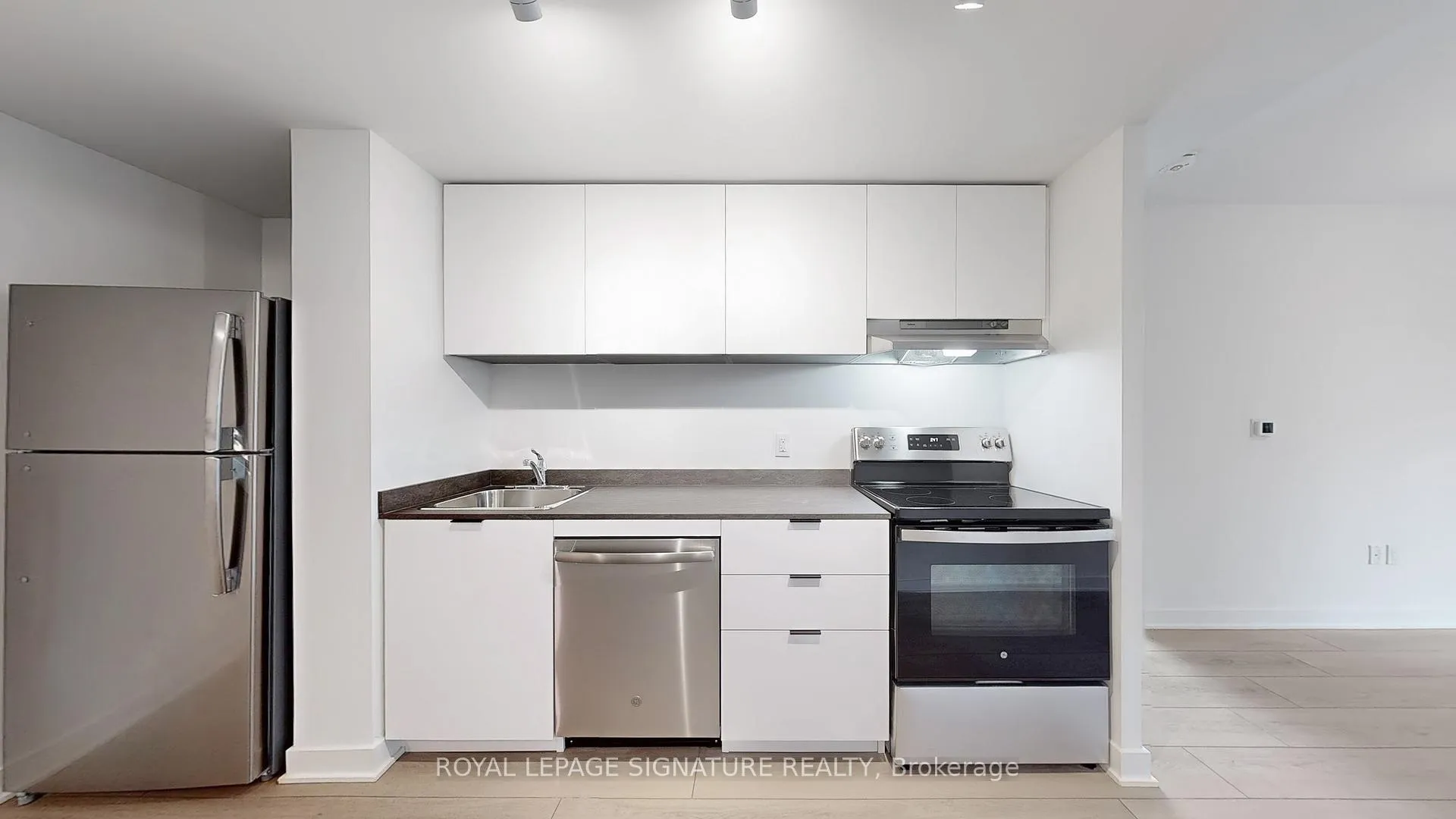Photo 10 of Unit 618, 61 Charles Street E, Toronto, Church-Yonge Corridor — HOMEH