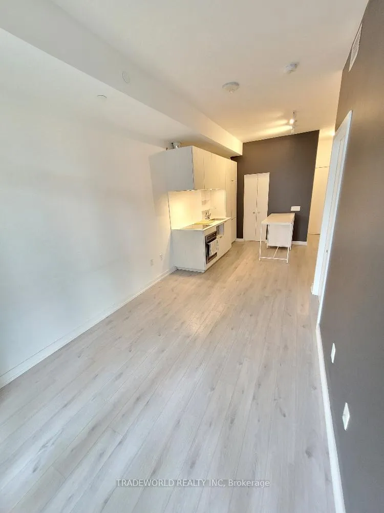 Photo 11 of Unit 708, 77 Shuter Street, Toronto, Church-Yonge Corridor — HOMEH