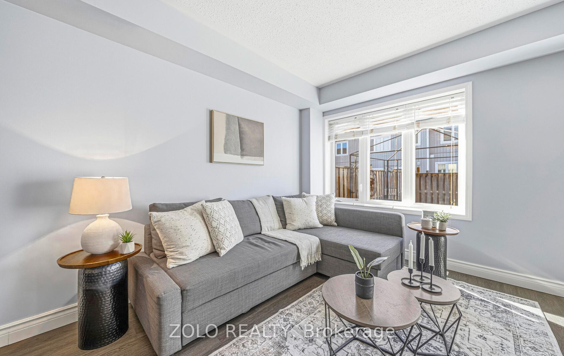 Photo 13 of 40 Farmstead Drive, Clarington, Bowmanville — HOMEH