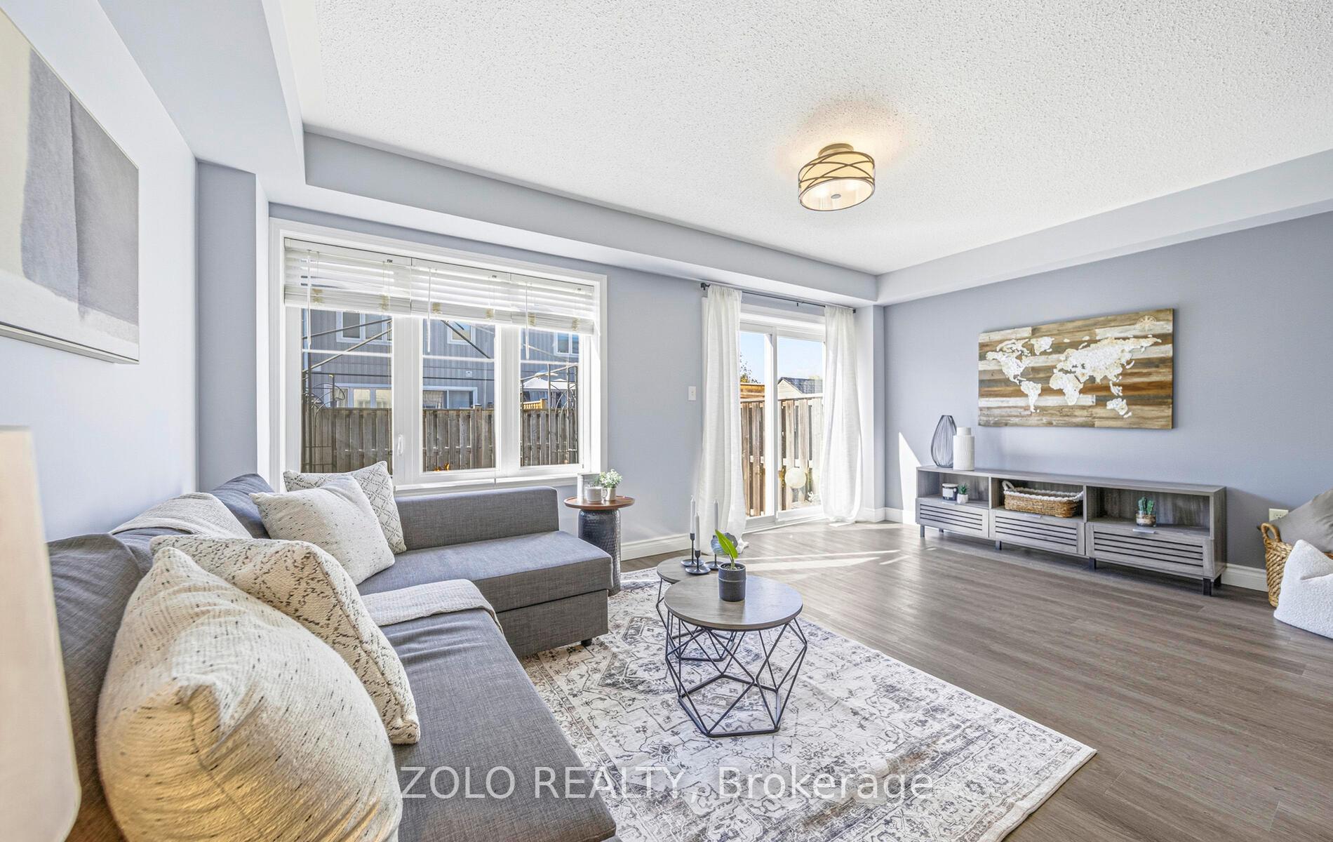 Photo 15 of 40 Farmstead Drive, Clarington, Bowmanville — HOMEH