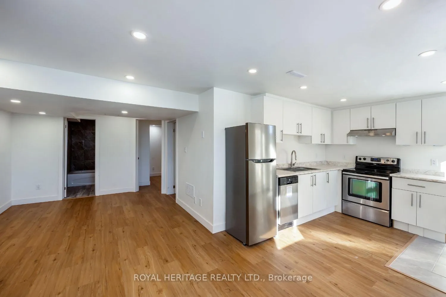 Photo 6 of 191 Lyle Dr - Basement, Clarington, Bowmanville — HOMEH
