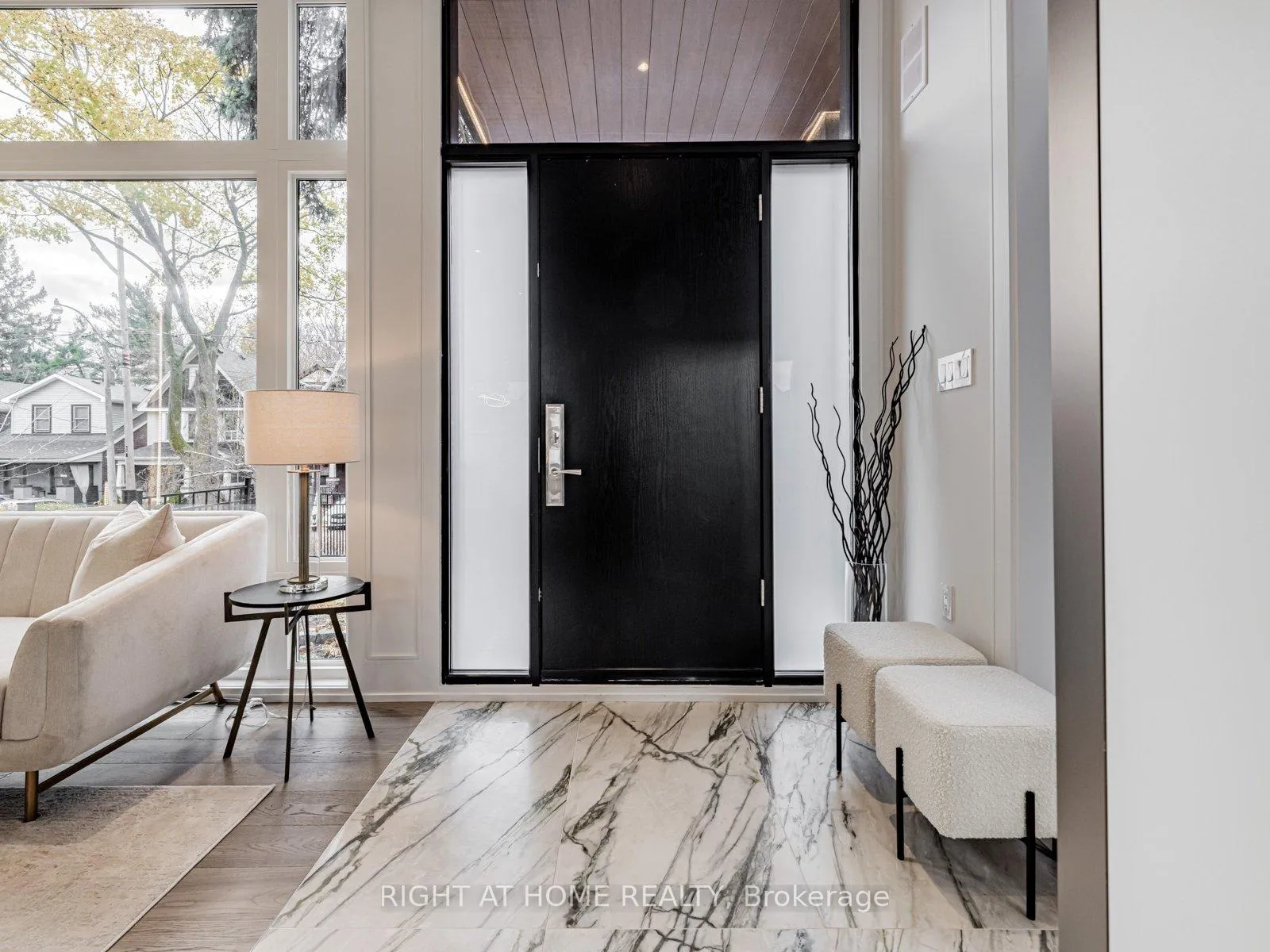 Photo 3 of 19 Devon Road, Toronto, East End-Danforth — HOMEH