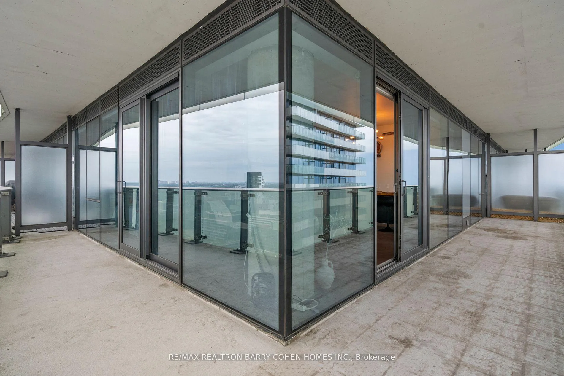 Photo 17 of Unit 2602, 390 Cherry Street, Toronto, Waterfront Communities — HOMEH