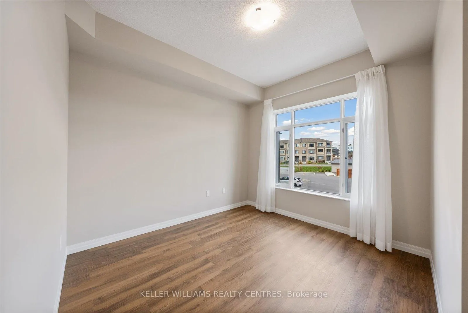 Photo 15 of Unit 202, 460 William Graham Drive, Aurora, Rural Aurora — HOMEH