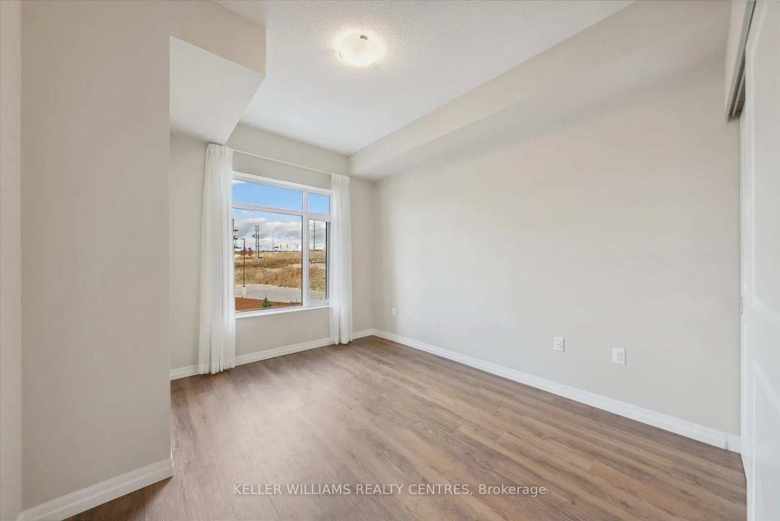 Photo 18 of Unit 202, 460 William Graham Drive, Aurora, Rural Aurora — HOMEH