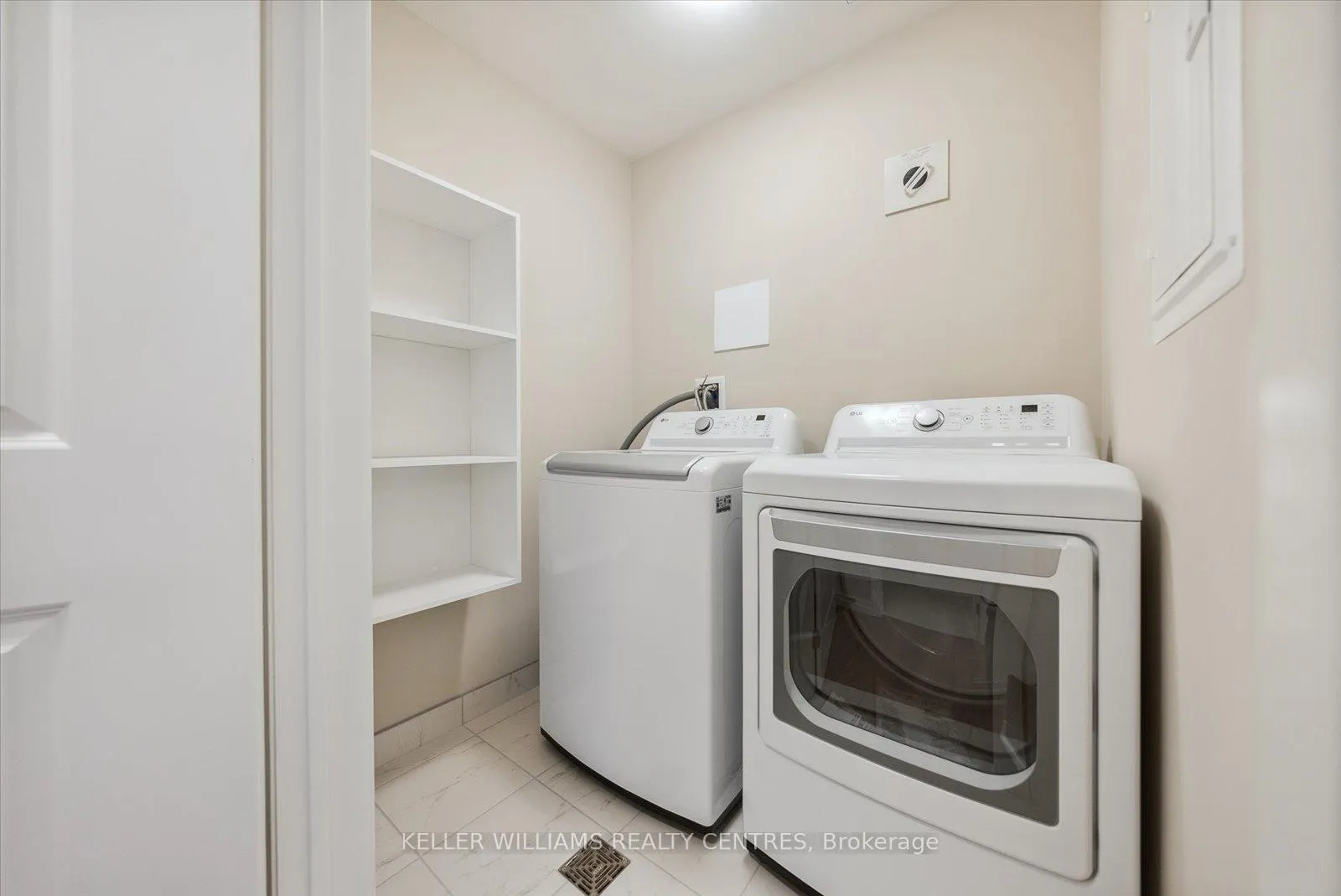 Photo 21 of Unit 202, 460 William Graham Drive, Aurora, Rural Aurora — HOMEH