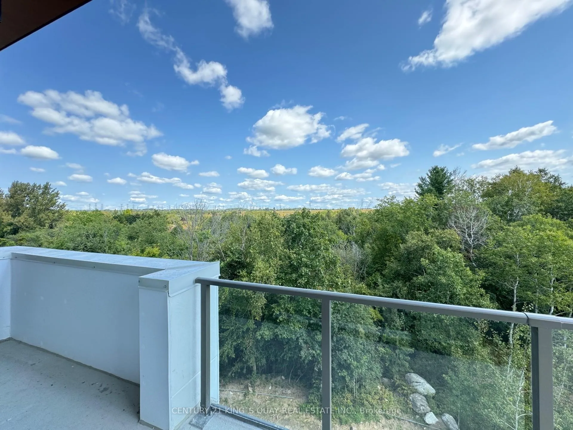 Photo 7 of Unit 408, 385 Arctic Red Drive, Oshawa, Windfields — HOMEH