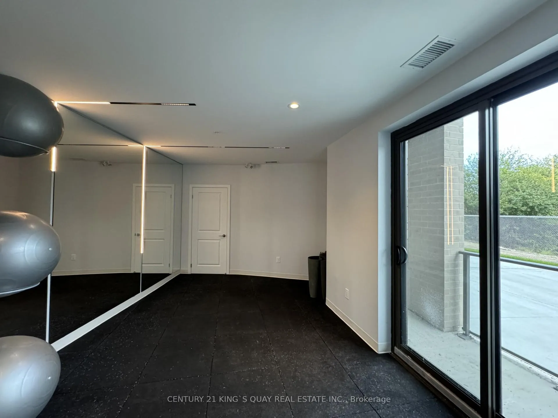 Photo 19 of Unit 408, 385 Arctic Red Drive, Oshawa, Windfields — HOMEH