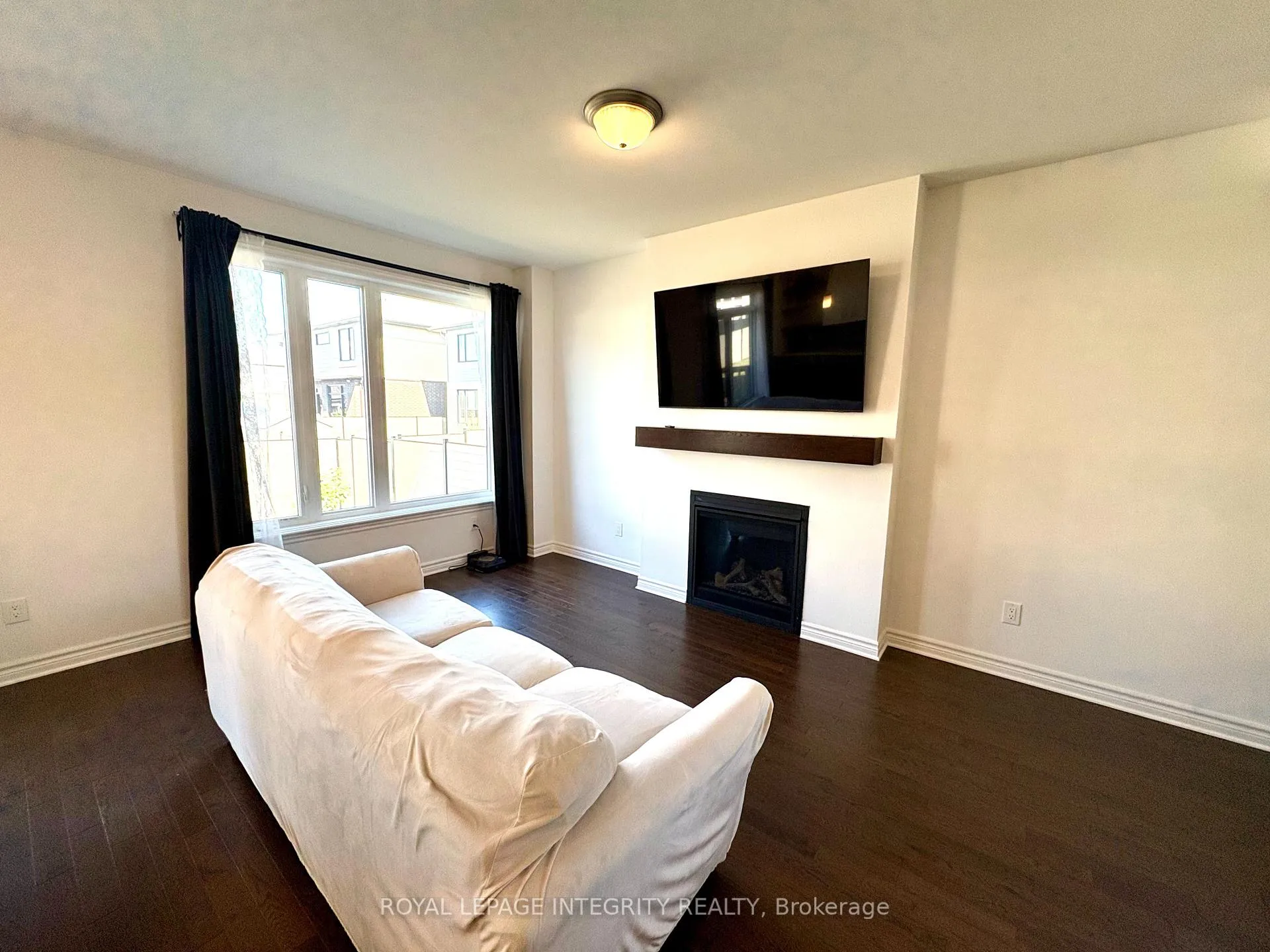 Photo 11 of 53 Whooping Crane Ridge, Ottawa, Riverside South/Gloucester Glen — HOMEH