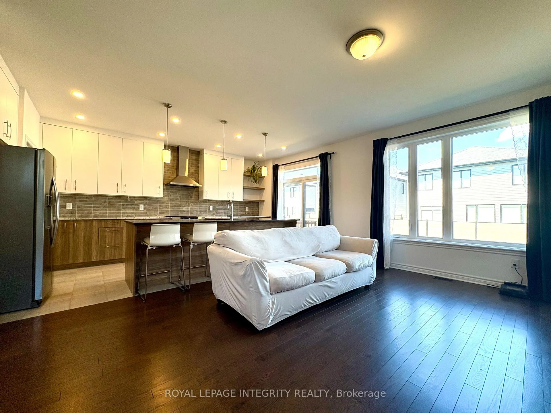 Photo 12 of 53 Whooping Crane Ridge, Ottawa, Riverside South/Gloucester Glen — HOMEH