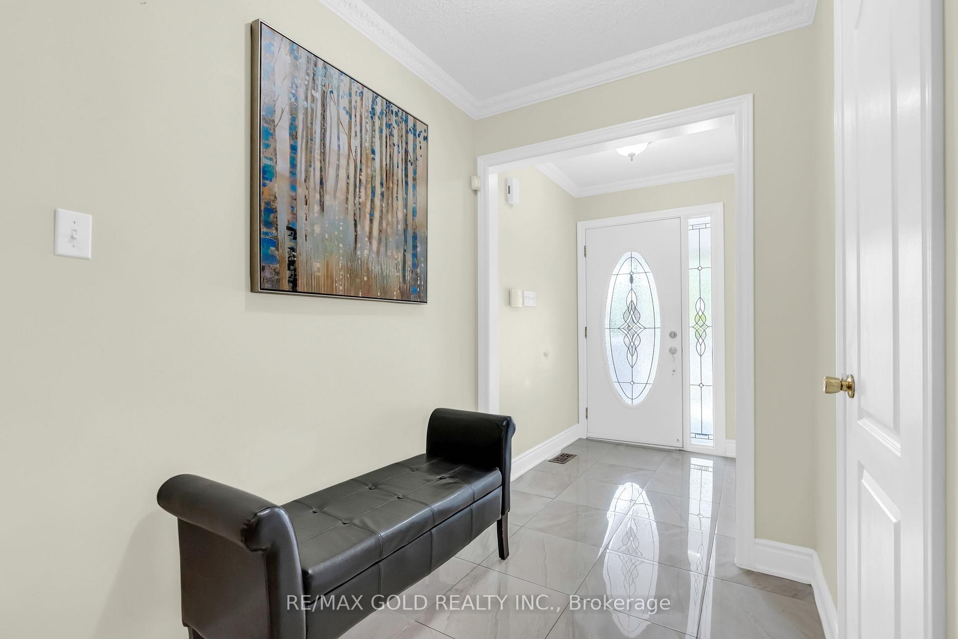 Photo 9 of 33 Tigerlily Place, Brampton, Sandringham-Wellington — HOMEH