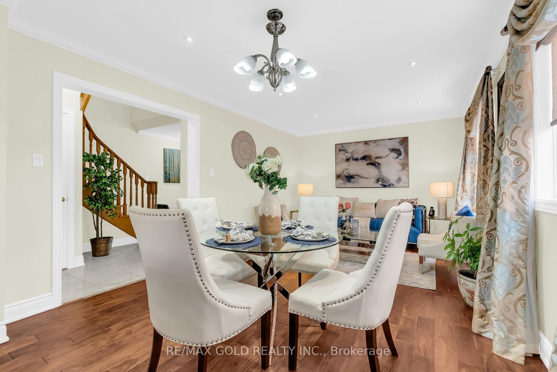 Photo 10 of 33 Tigerlily Place, Brampton, Sandringham-Wellington — HOMEH
