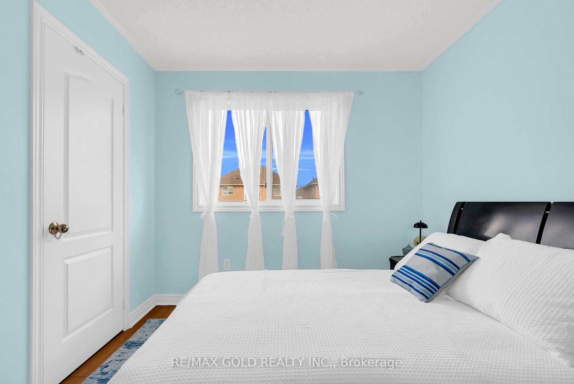 Photo 34 of 33 Tigerlily Place, Brampton, Sandringham-Wellington — HOMEH